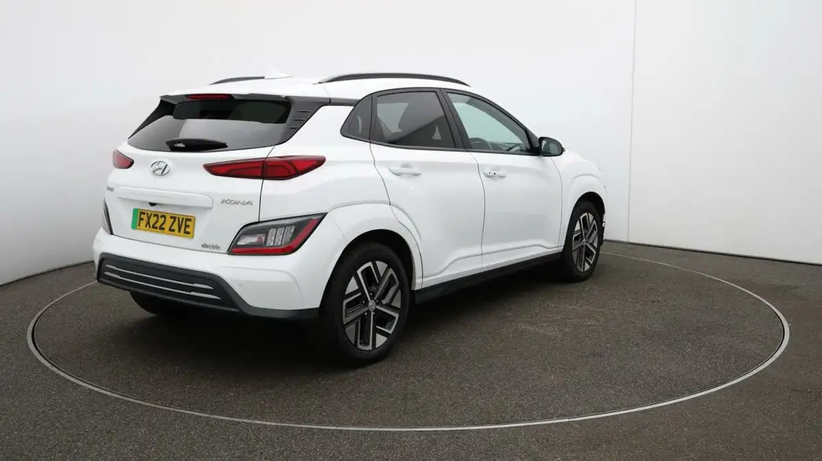 2022-hyundai-kona-e-premium-204ps-64kwh-7kw-obc-big-7