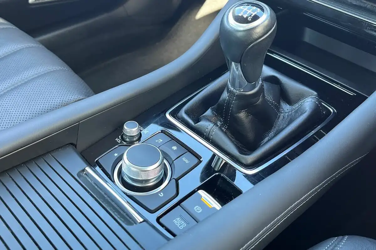 2021-mazda-mazda6-20-skyactiv-g-sport-nav-saloon-4d-big-27