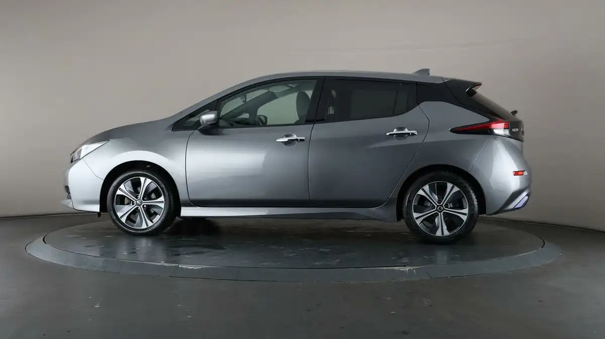 2021-nissan-leaf-e-n-connecta-big-27