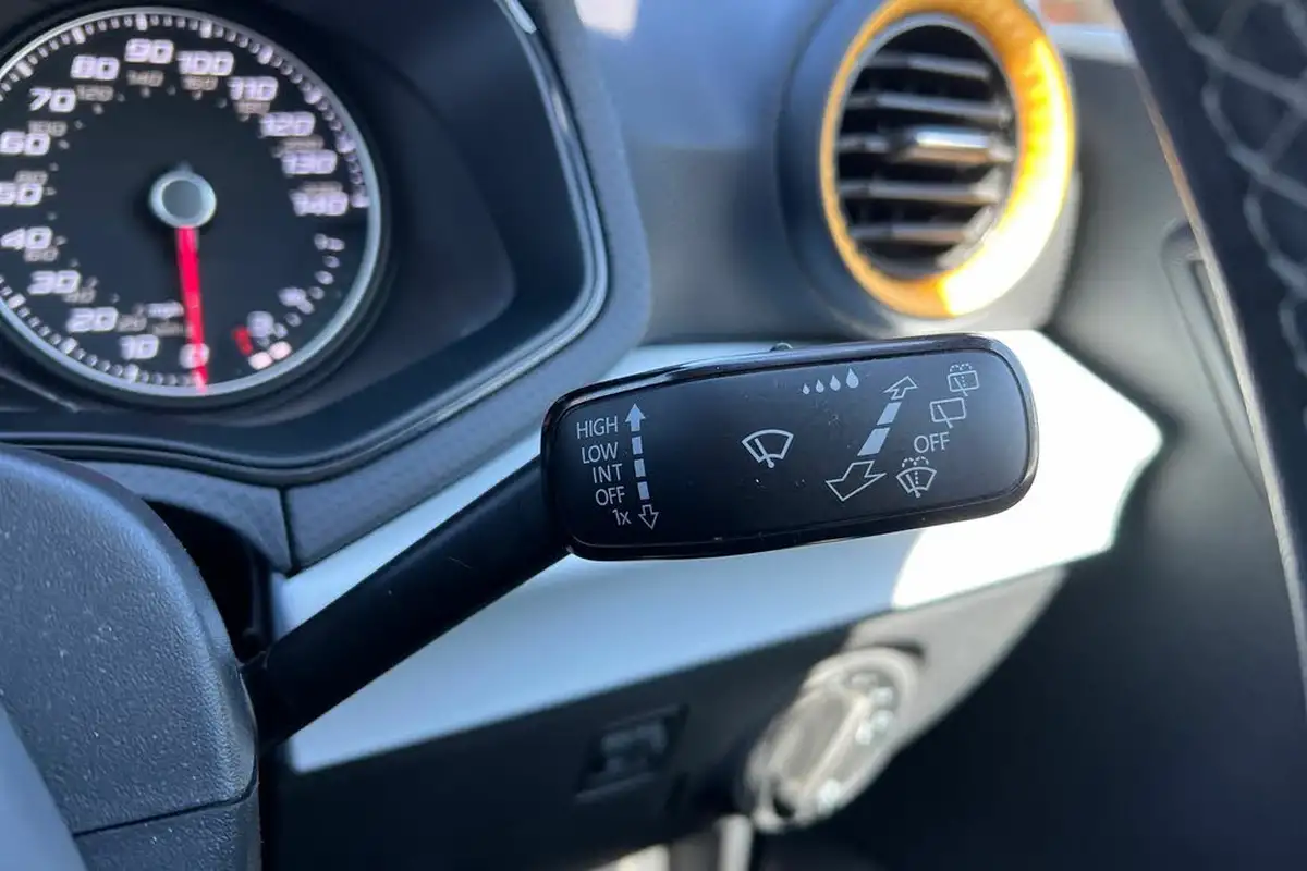 2022-seat-ibiza-10-tsi-se-technology-big-25