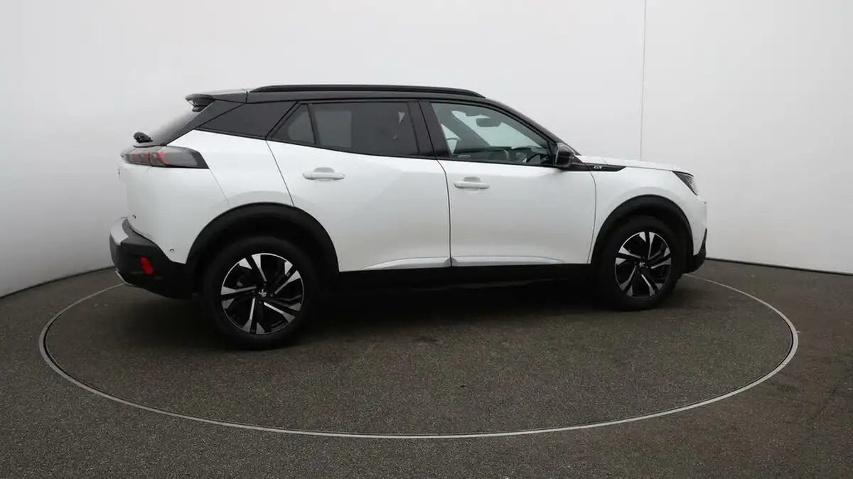2022-peugeot-2008-suv-12-puretech-gt-big-46