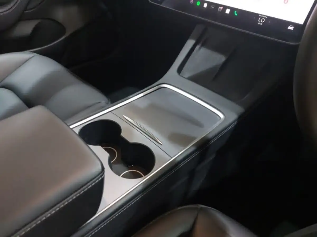 2021-tesla-model-3-e-long-range-4x4-big-18