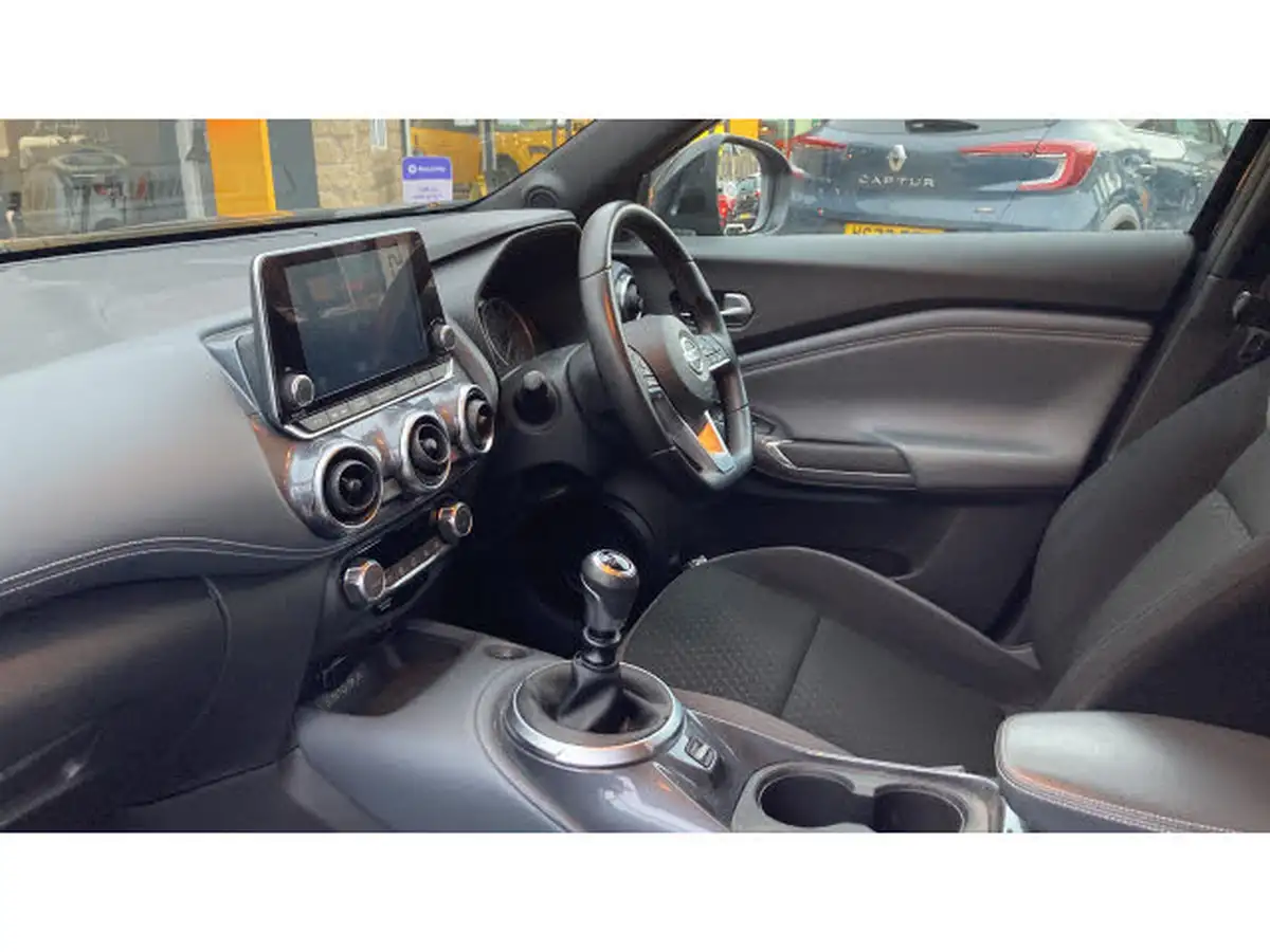2021-nissan-juke-10-dig-t-enigma-big-19