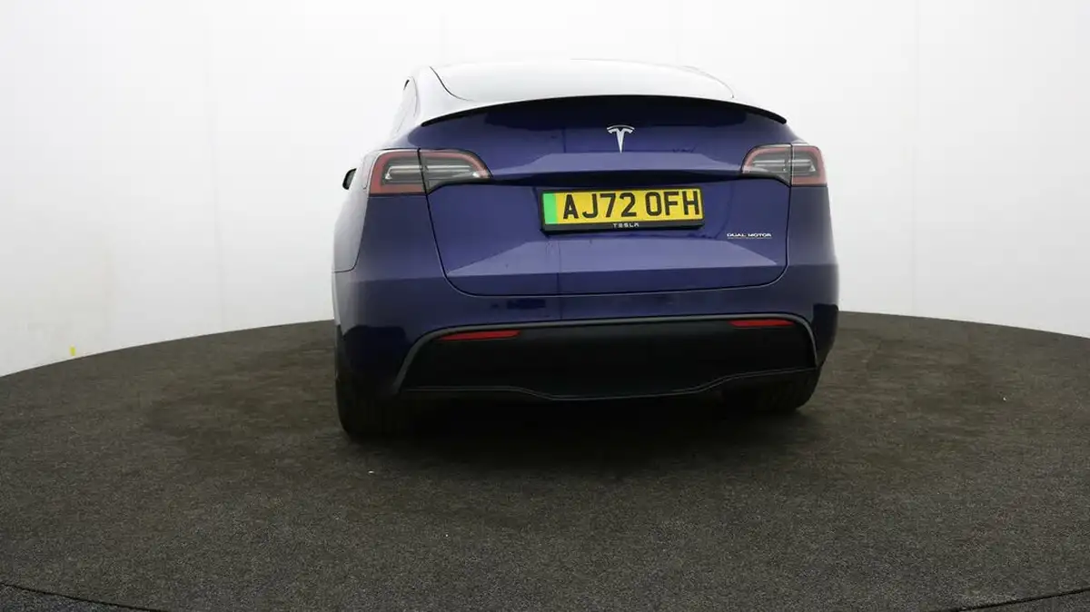 2022-tesla-model-y-e-performance-big-37