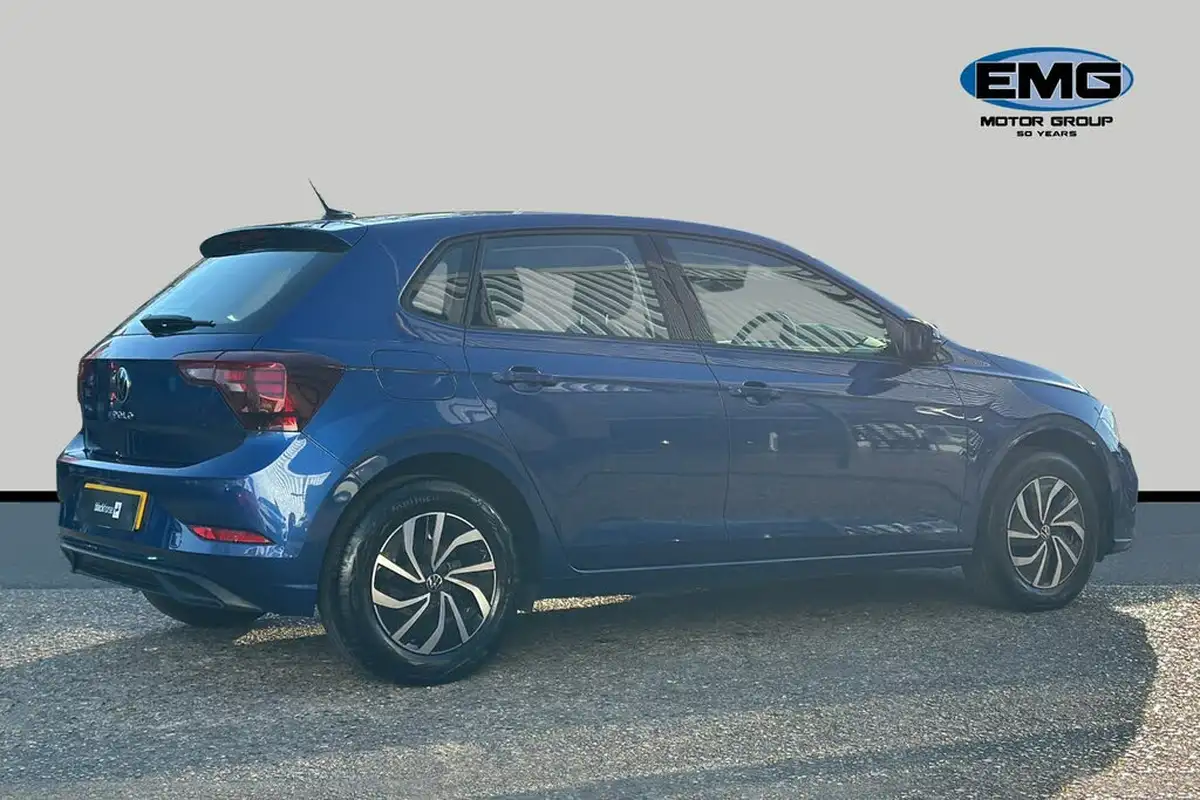 2023-volkswagen-polo-10-tsi-life-dsg-big-5