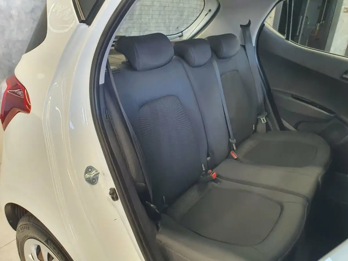 2018-hyundai-i10-12-se-big-25