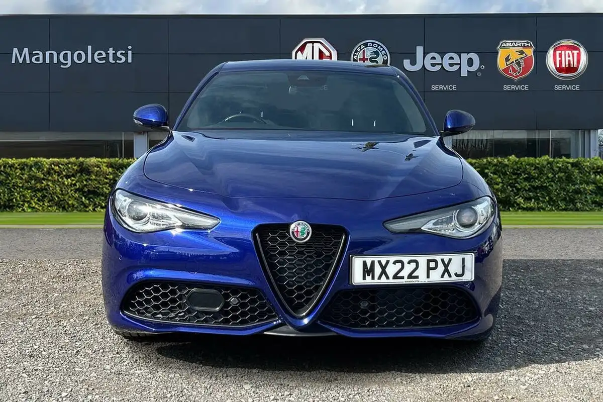 2022-alfa-romeo-giulia-20-sprint-197bhp-big-1