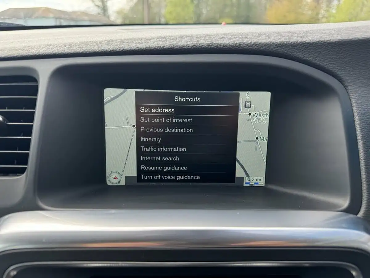 2015-volvo-v60-16td-d2-se-nav-powershift-big-23