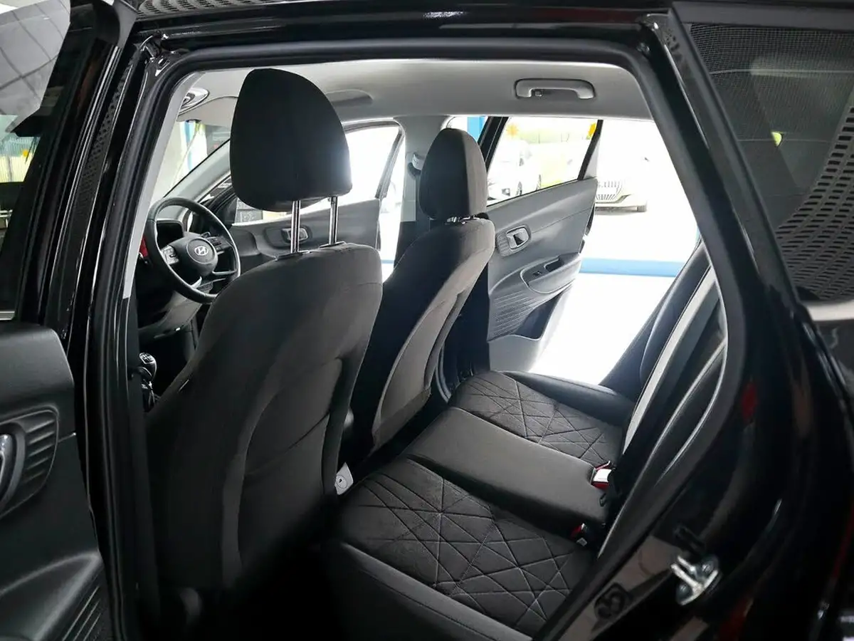 2023-hyundai-bayon-10-t-gdi-premium-120ps-big-16