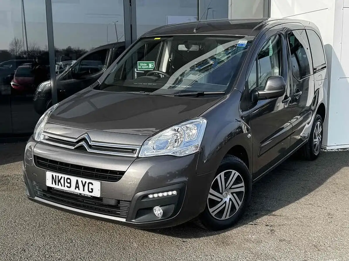 2018-citroen-berlingo-16bluehdi-multispace-feel-100ps-big-18