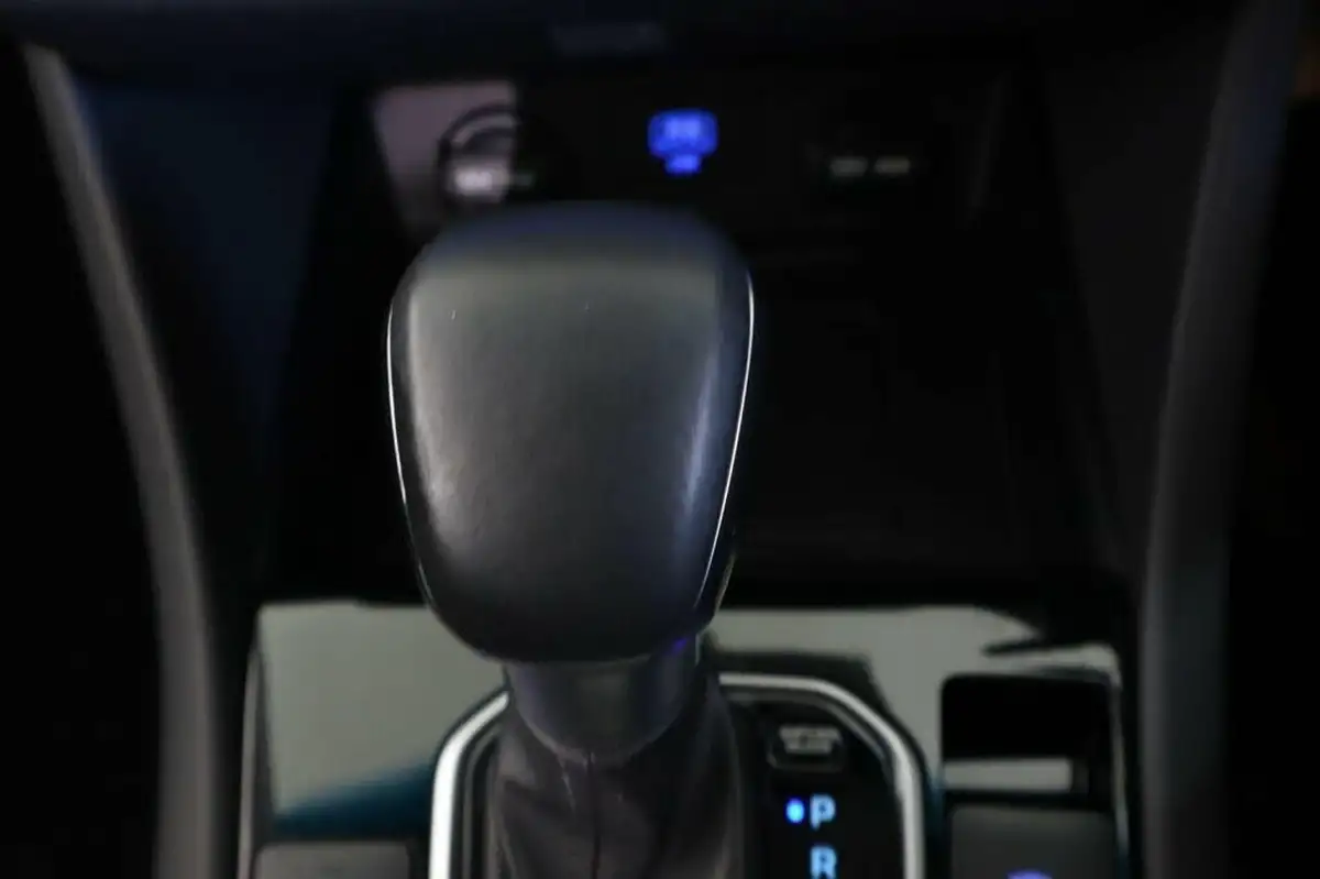 2021-hyundai-ioniq-16-gdi-premium-hybrid-big-9