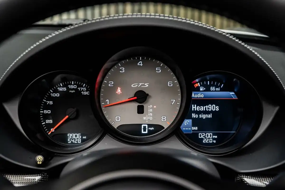 2019-porsche-boxster-718-25-boxster-gts-365ps-pdk-big-36