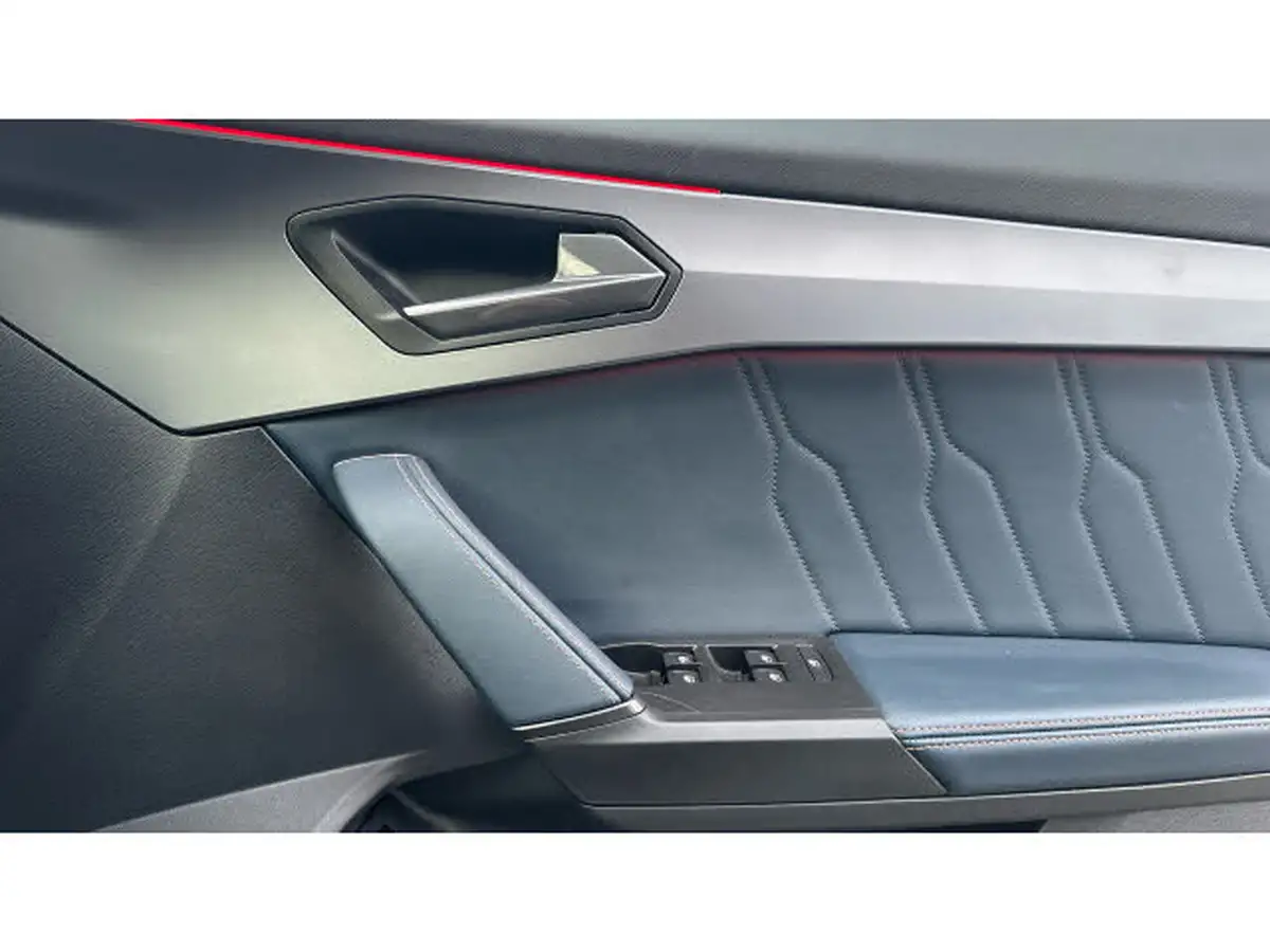 2024-cupra-formentor-14-e-hybrid-v2-big-18