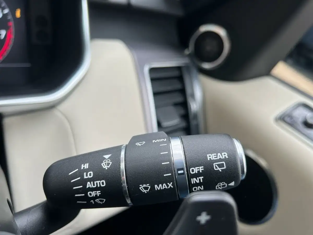 2020-land-rover-range-rover-sport-30-p400-hse-big-30