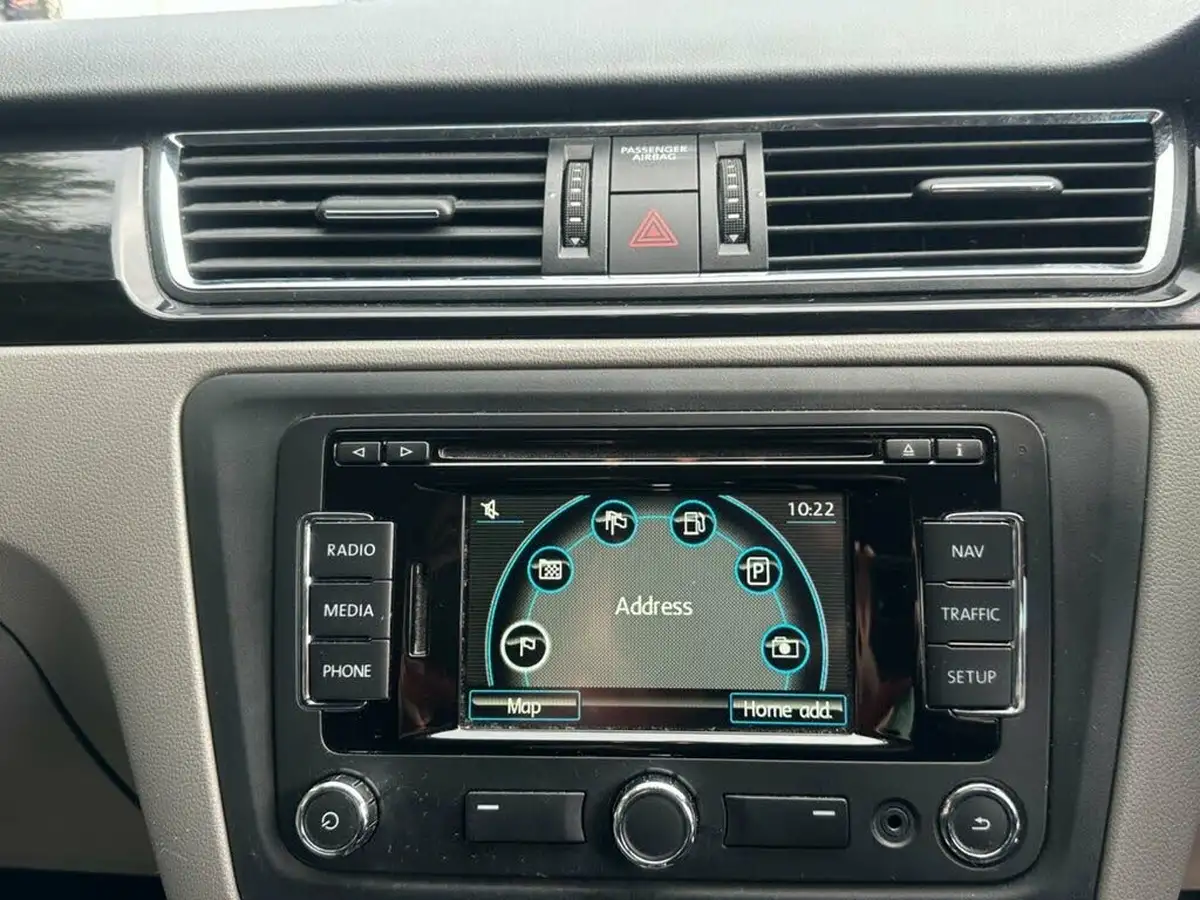 2014-seat-toledo-12-se-big-15