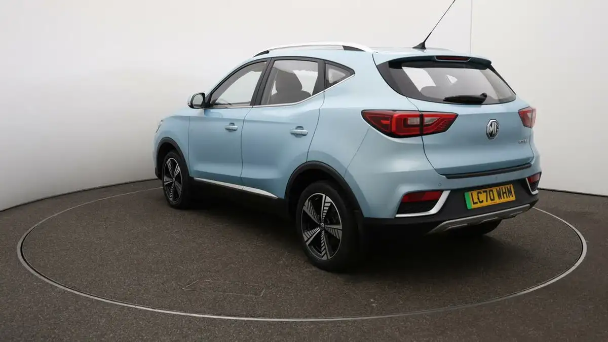 2020-mg-zs-suv-e-exclusive-ev-big-56