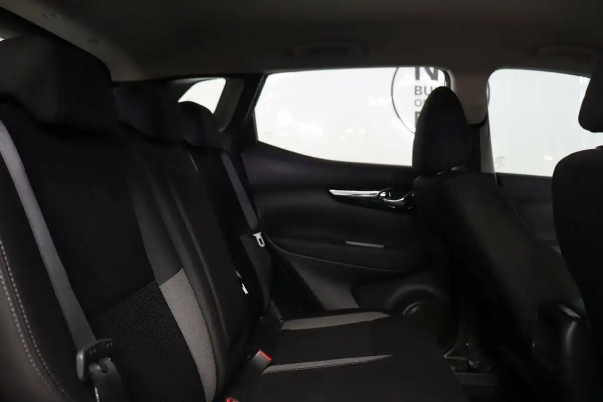 2019-nissan-qashqai-13-dig-t-acenta-premium-140ps-big-29