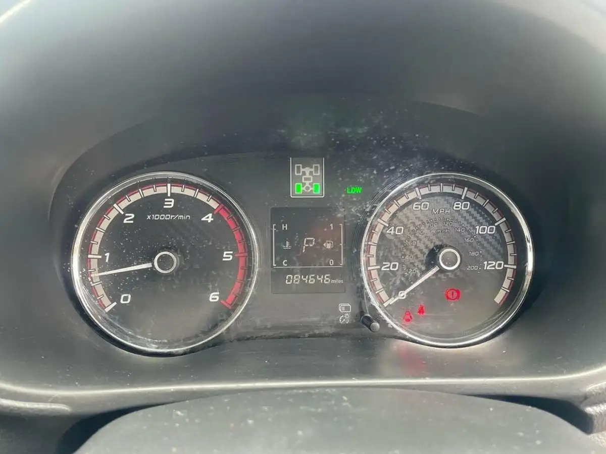 2019-mitsubishi-l200-24di-d-warrior-eu6b-auto-big-12