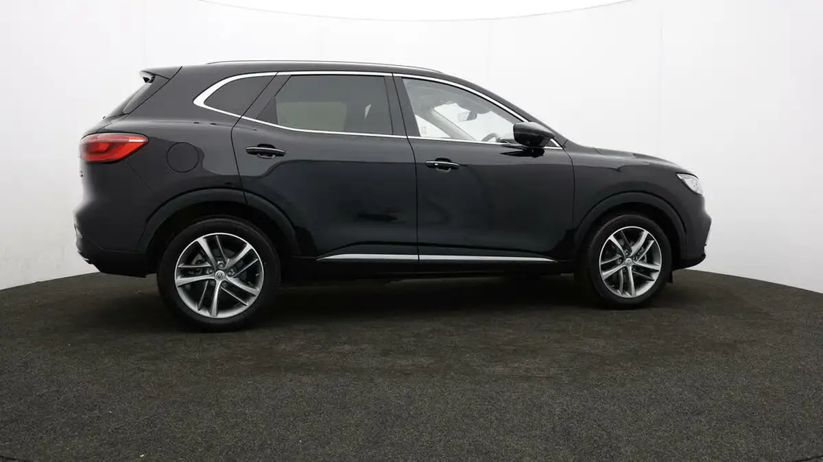 2023-mg-hs-15t-gdi-exclusive-258ps-plug-in-hybrid-auto-big-28