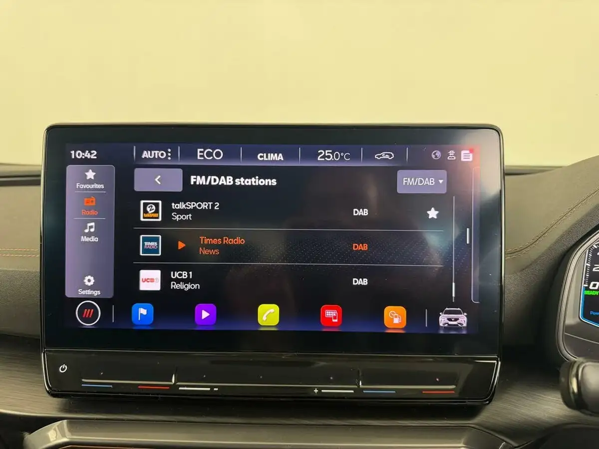 2021-cupra-formentor-14-e-hybrid-v1-big-44
