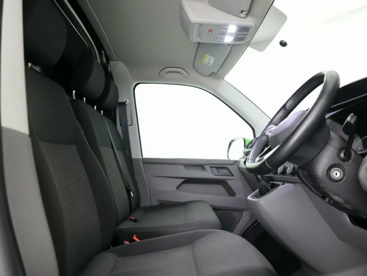 2022-volkswagen-transporter-20tdi-t28-startline-bmt-swb-110pseu6dt-e-big-16