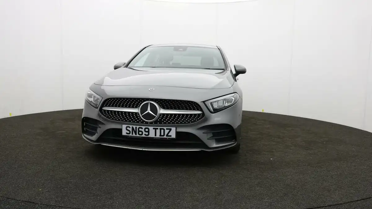 2019-mercedes-benz-a-class-20-a220-amg-line-saloon-4d-4matic-big-49