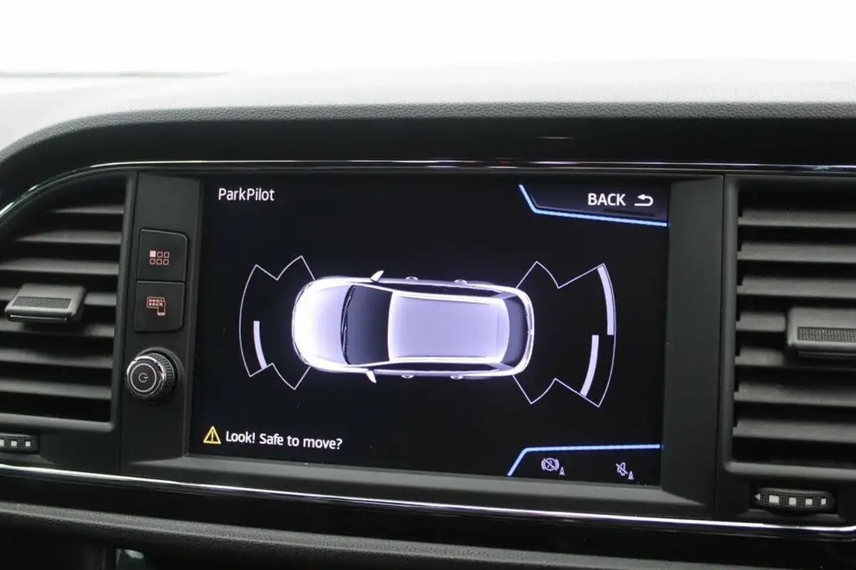 2020-seat-leon-15-tsi-evo-fr-black-edition-150ps-estate-dsg-big-32