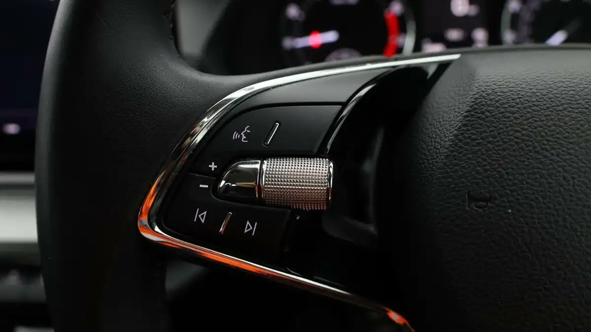 2021-skoda-octavia-15-tsi-se-estate-big-21