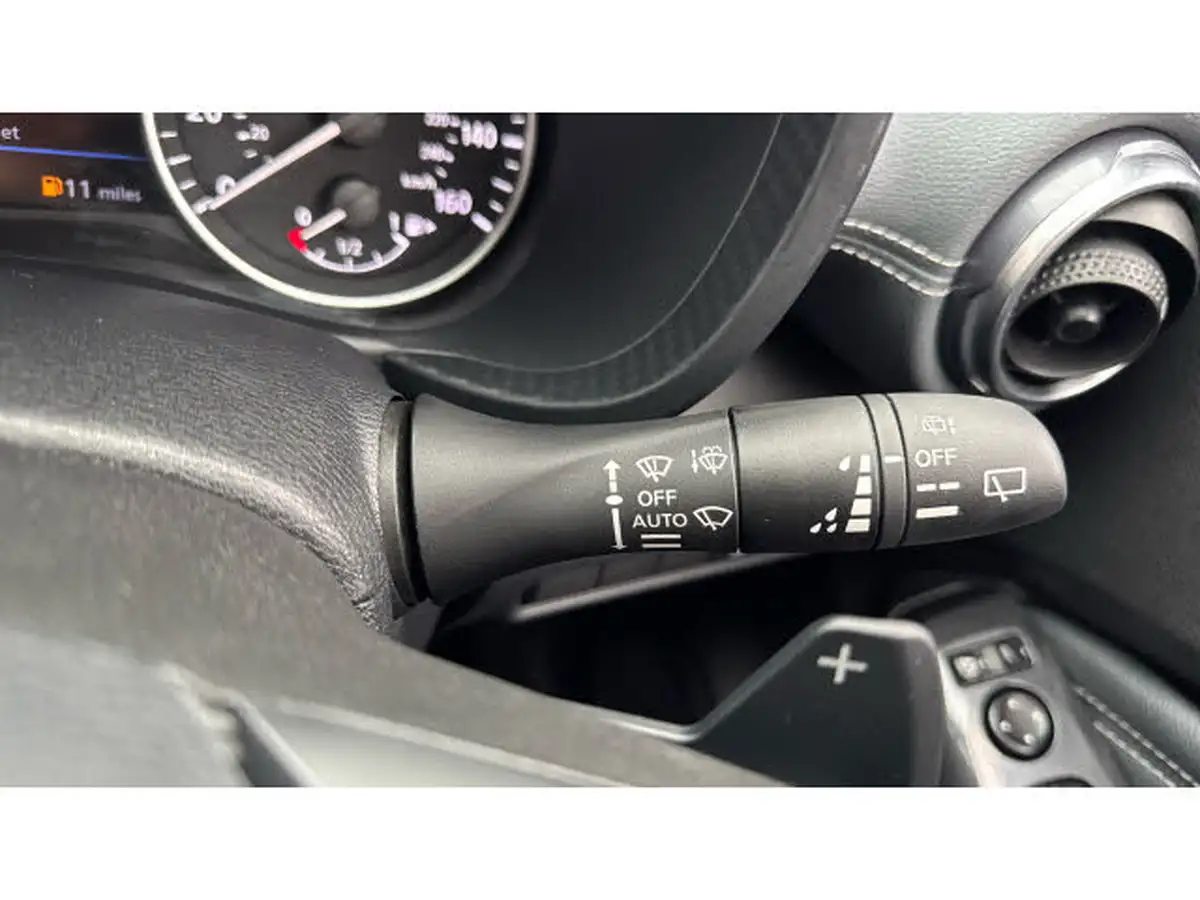 2020-nissan-juke-10-dig-t-tekna-117ps-dct-big-31