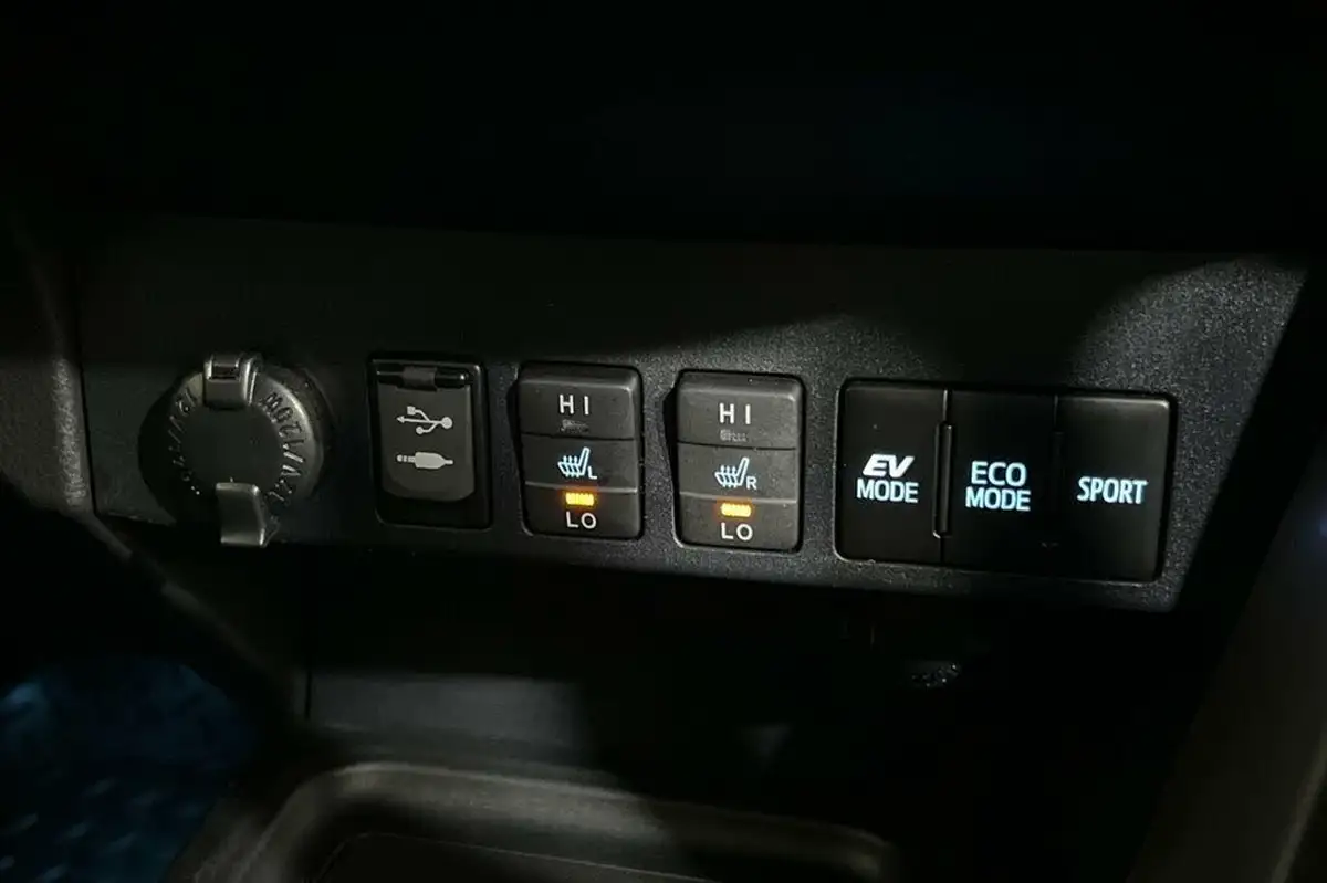 2017-toyota-rav4-25-vvt-i-excel-awd-tss-navi-big-31