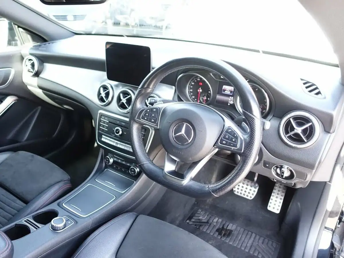 2018-mercedes-benz-cla-21d-cla-220d-amg-line-night-edition-177ps-ss-coupe-4d-big-9