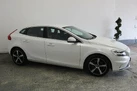 2017-volvo-v40-20-t2-r-design-small-2