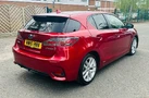 2015-lexus-ct-200h-18-advance-cvt-small-9