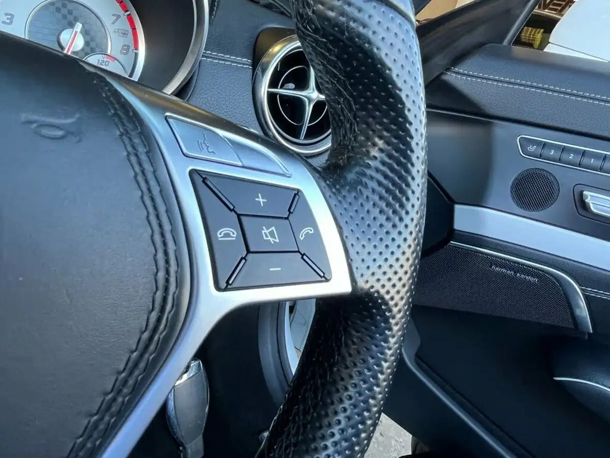 2014-mercedes-benz-sl-class-30-sl400-amg-sport-big-34