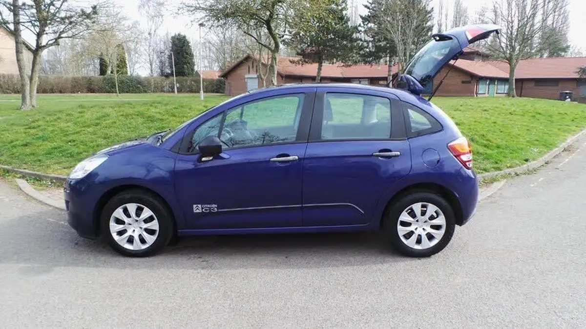 2014-citroen-c3-10-vt-big-6
