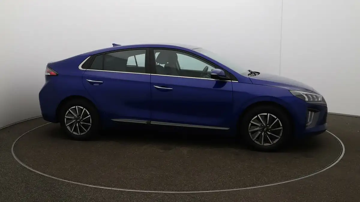 2022-hyundai-ioniq-e-premium-electric-big-40