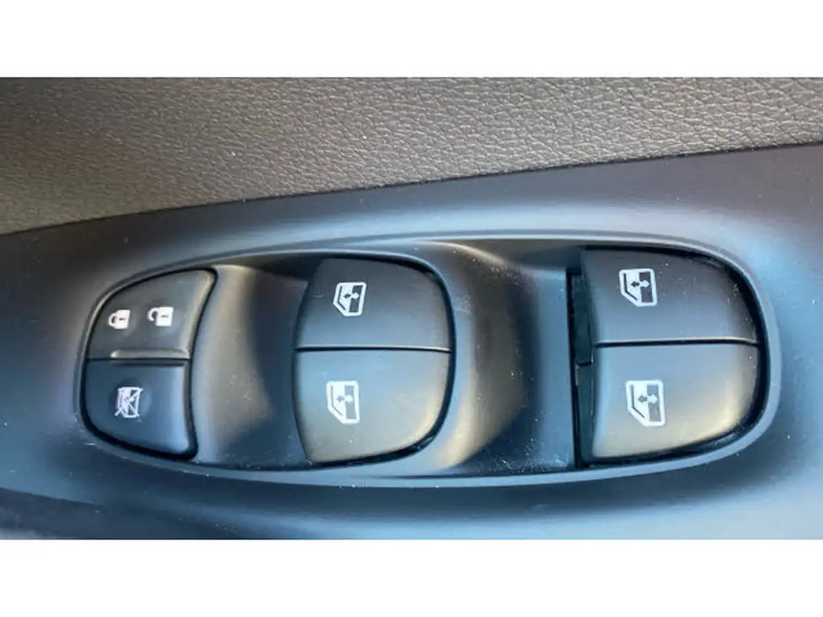 2019-nissan-qashqai-13-dig-t-tekna-160ps-19in-alloys-dct-big-31