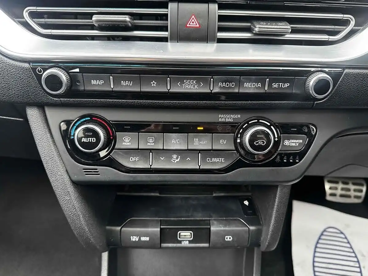 2021-kia-e-niro-ev-4-big-33
