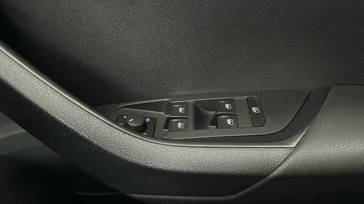 2021-skoda-karoq-15-tsi-se-technology-dsg-big-21