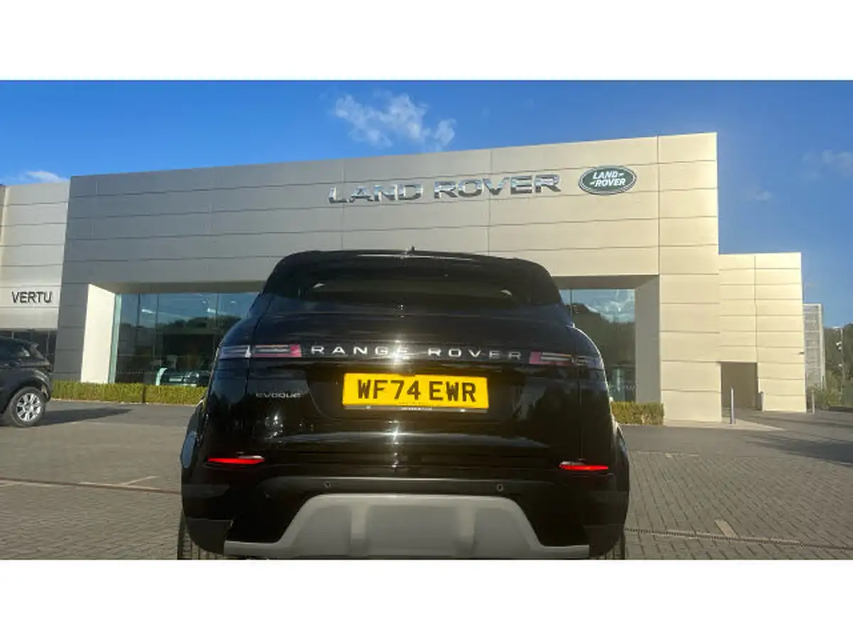 2024-land-rover-range-rover-evoque-15-p300e-s-big-27
