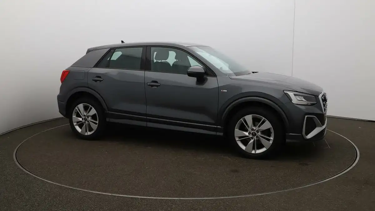 2023-audi-q2-15-35-tfsi-s-line-tronic-big-37