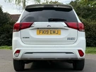 2019-mitsubishi-outlander-24-4h-phev-small-10