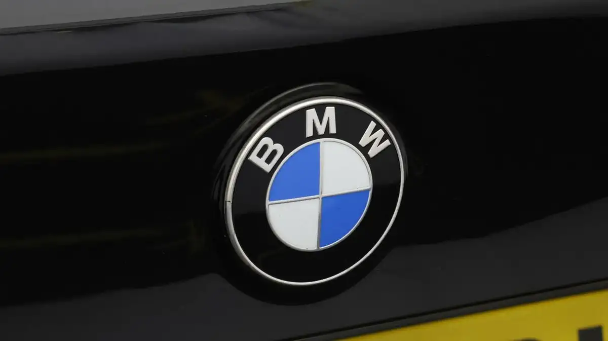 2018-bmw-5-series-20td-520d-m-sport-188bhp-xdrive-touring-5d-big-19