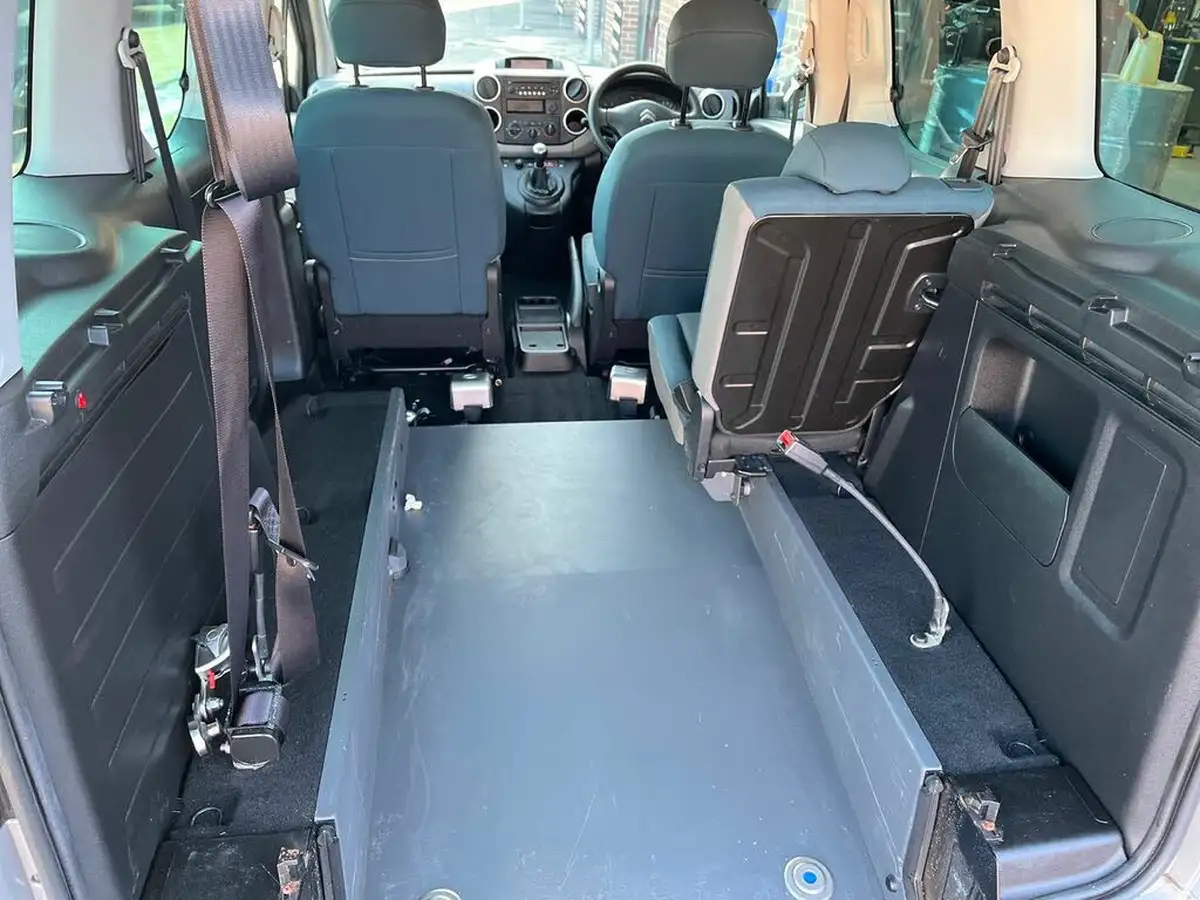 2018-citroen-berlingo-16bluehdi-multispace-feel-100ps-big-17