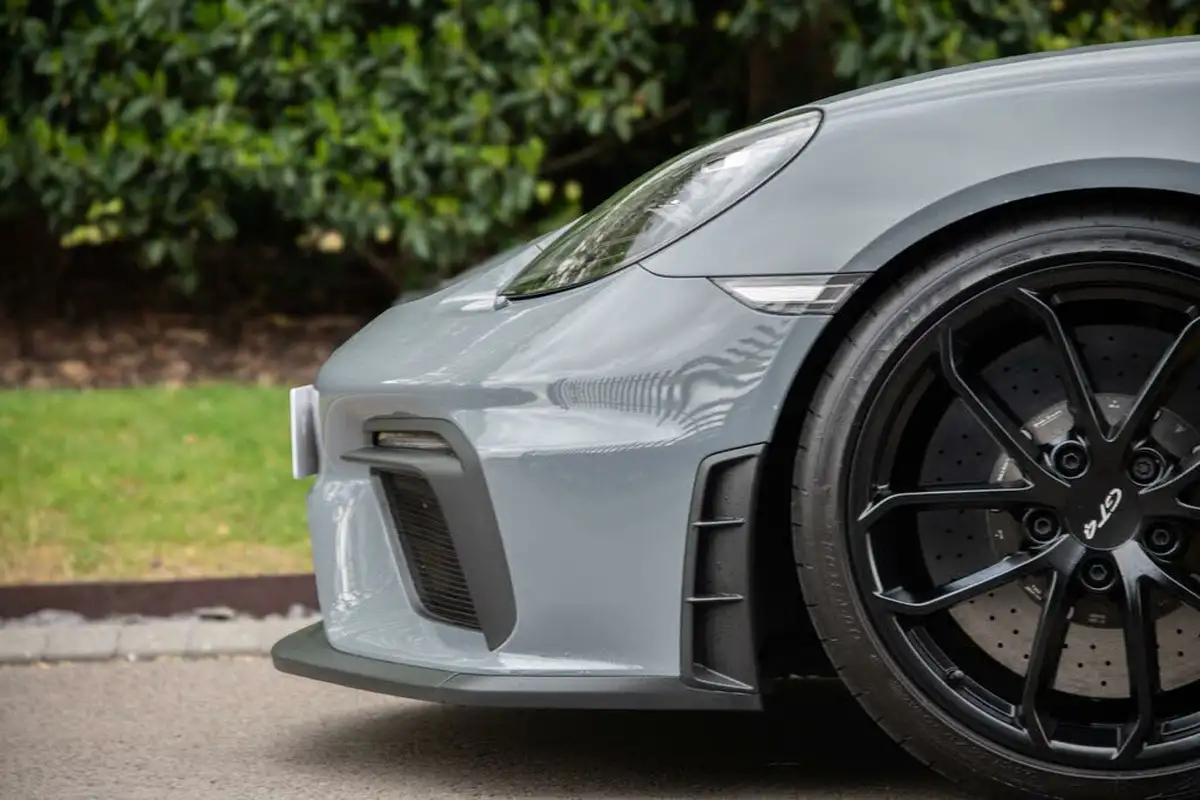 2023-porsche-cayman-718-40-cayman-gt4-pdk-big-13