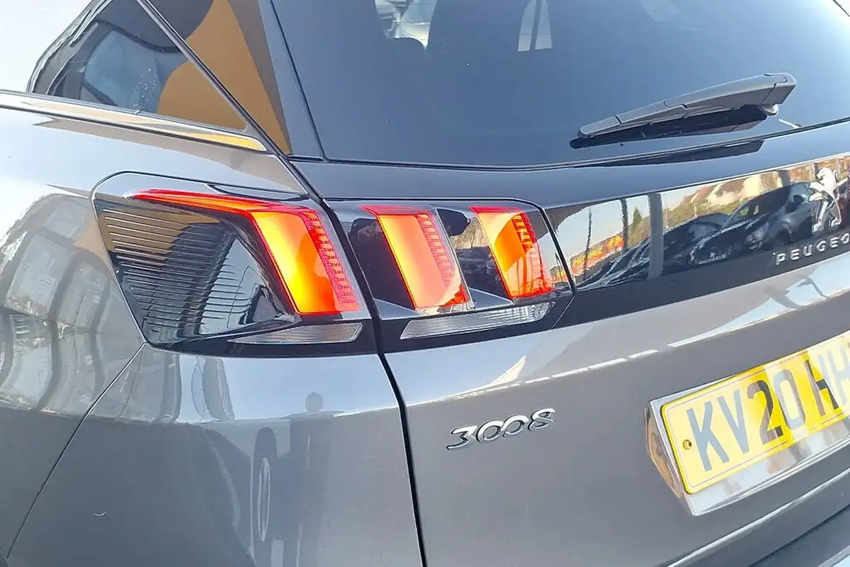 2020-peugeot-3008-suv-15-bluehdi-gt-line-big-14
