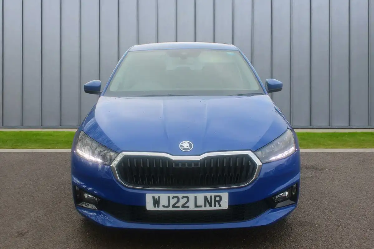 2022-skoda-fabia-10-tsi-se-comfort-109ps-big-2