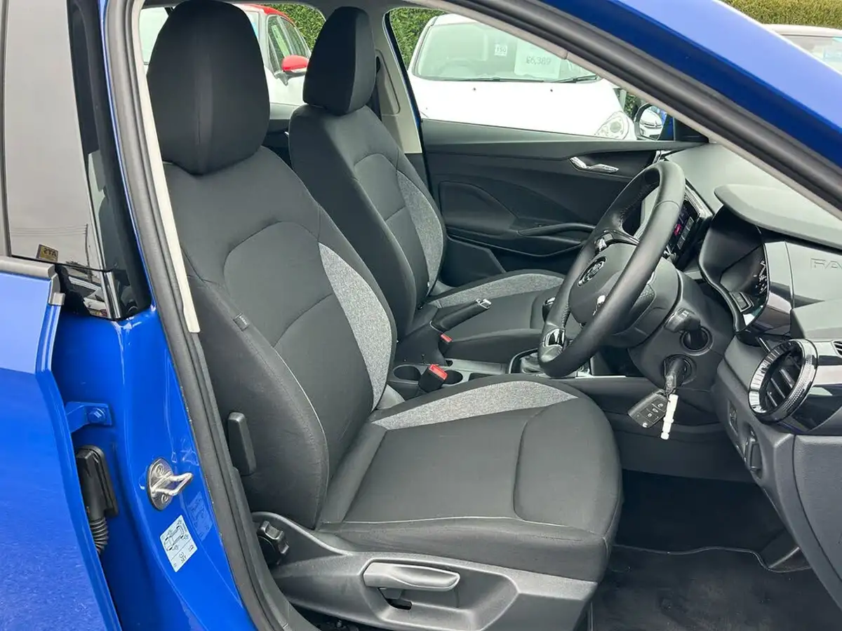 2022-skoda-fabia-10-tsi-se-comfort-109ps-big-26