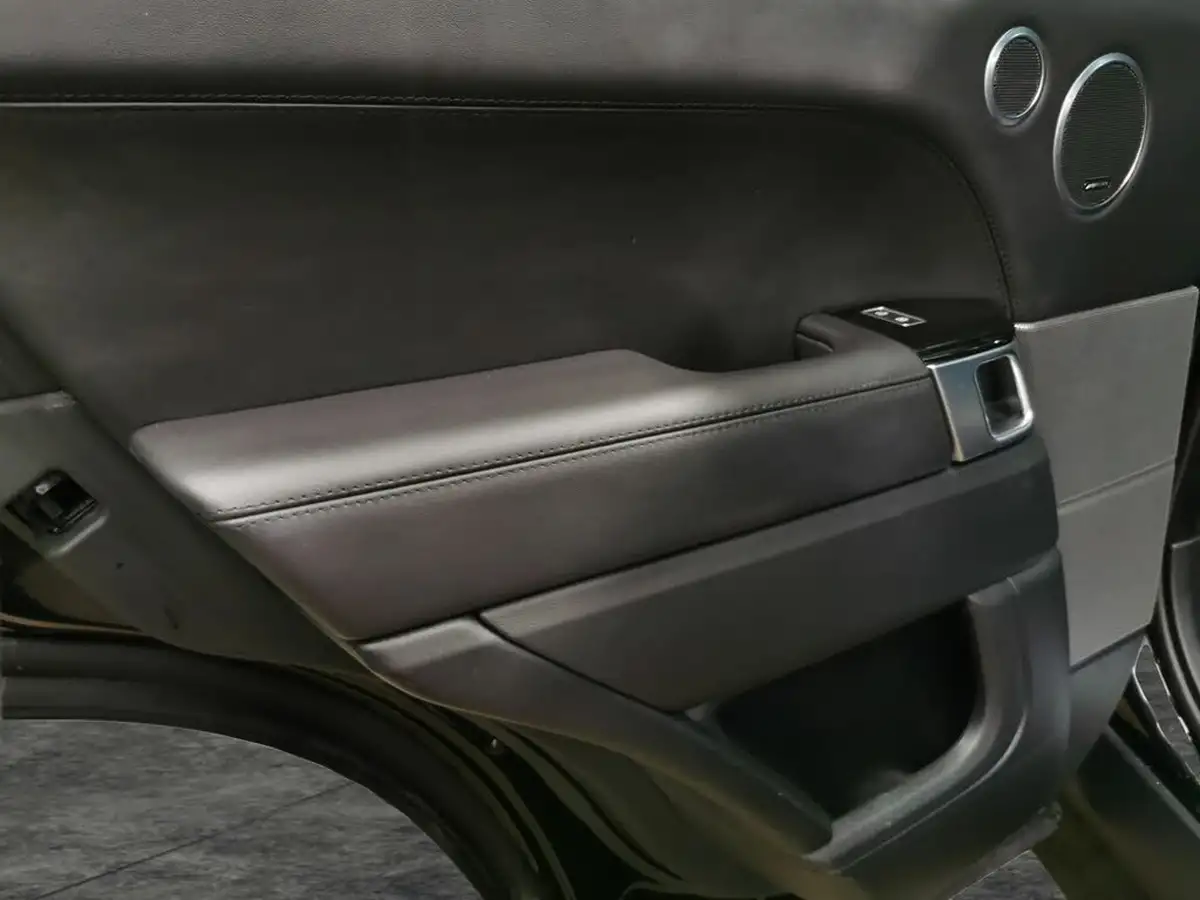 2021-land-rover-range-rover-sport-20-p400e-hse-dynamic-big-30
