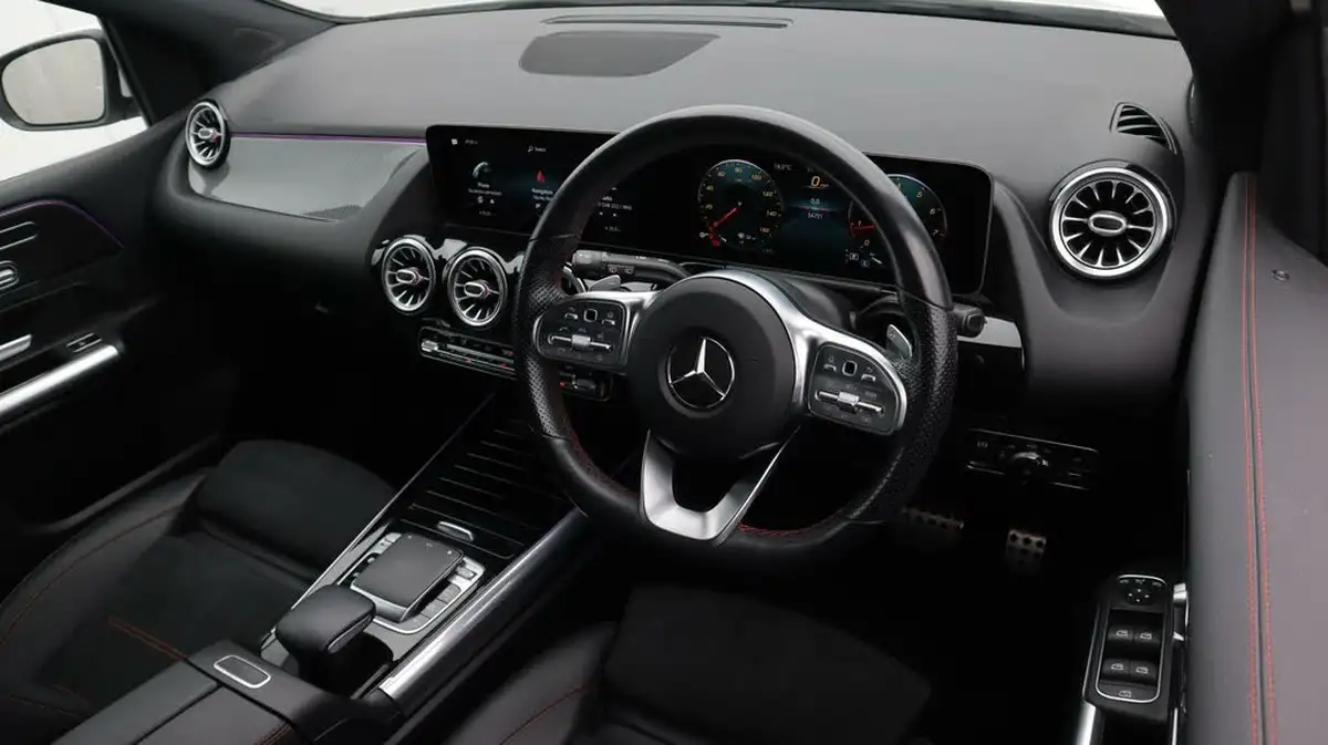 2019-mercedes-benz-b-class-13-b200-amg-line-premium-plus-7g-dct-big-9